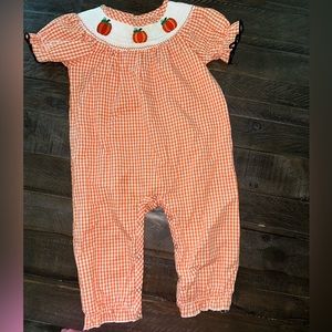 Smocked Pumpkin outfit. Only worn 2 times.